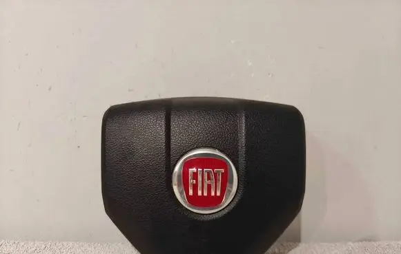 Fiat Freemont Steering wheel airbag P1TP76DX9AE THGSL0643W1151