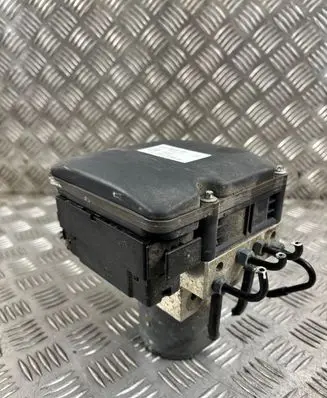 Audi A8 S8 D4 4H ABS Pump 4H0907379E