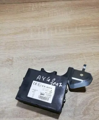 Citroen C1 Door control unit/module 897400H030D R0313118