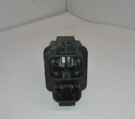 Nissan Pathfinder R51 Glow plug pre-heat relay 25237EB300