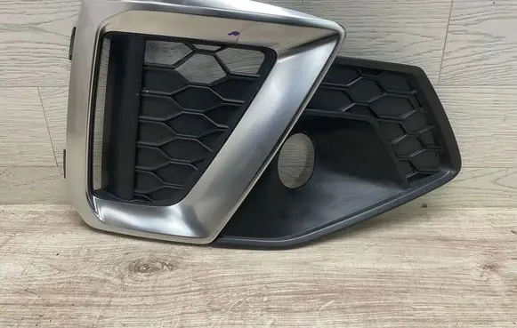 Audi A4 S4 B9 8W Front bumper lower grill 8W0807682AM
