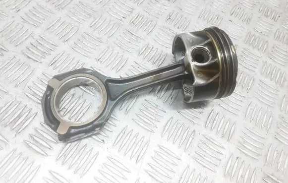 Mercedes-Benz C AMG W205 Piston with connecting rod A276 2049