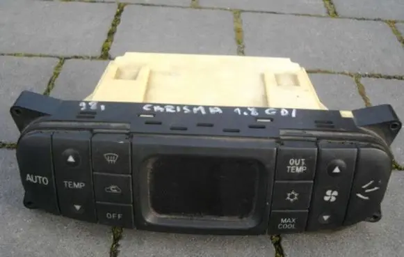 Mitsubishi Carisma Climate control unit MR398016