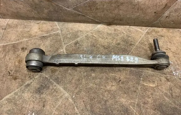 Mercedes-Benz SLK R172 Rear upper control arm/wishbone A2033500653