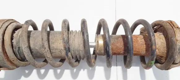 Mitsubishi Carisma Rear coil spring