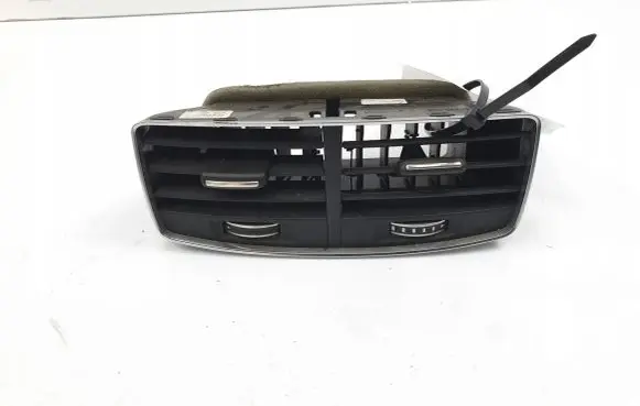 Audi A8 S8 D4 4H Rear air vent grill 4H0819203F