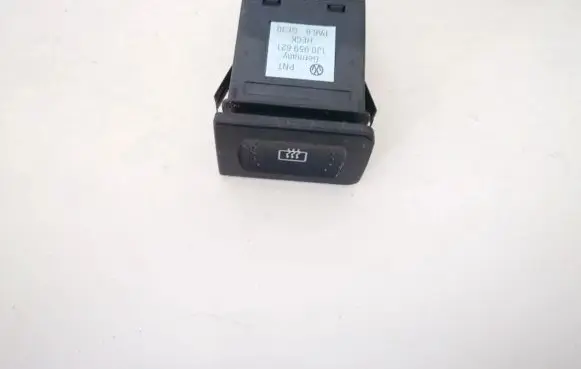 Volkswagen Golf IV Windscreen/window heater switch 1j0959621