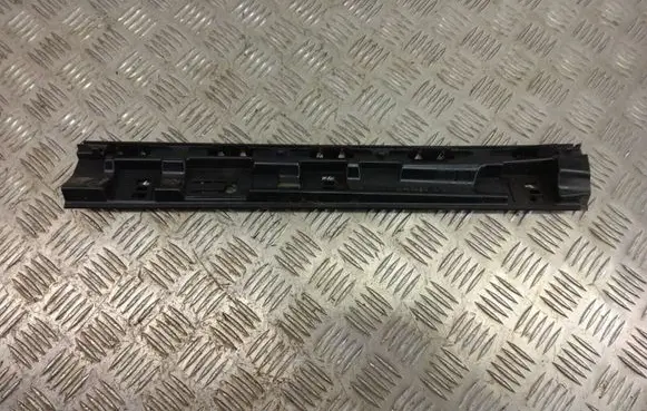 BMW X1 F48 F49 Sill/side skirt trim 7332330