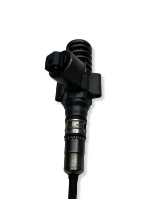 Volkswagen PASSAT B6 Fuel injector 03G130073G