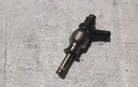 Audi A8 S8 D4 4H Fuel injector 079036G 1079036G