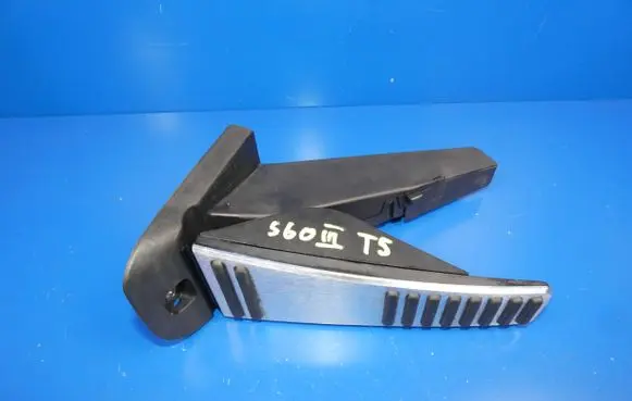 Volvo S60 Accelerator throttle pedal 32269125 M1810022318 1181713073