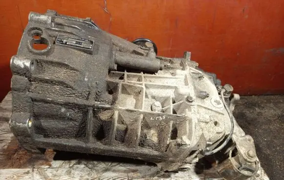 Volkswagen II LT Manual 5 speed gearbox 711614 DDY 041287