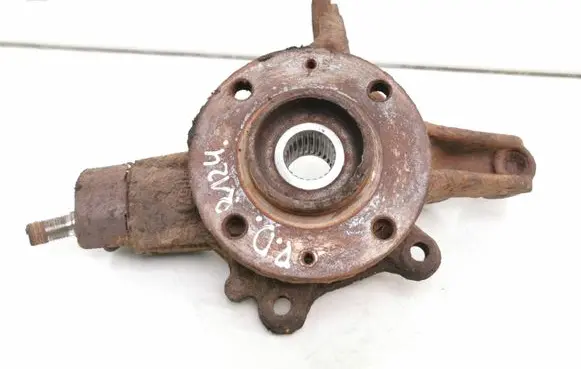 Peugeot 308 Front wheel hub spindle knuckle