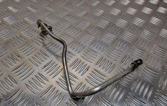 Audi A4 S4 B8 8K Turbo turbocharger oiling pipe/hose 03L145771AS