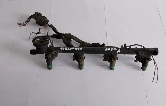 Renault Megane II Fuel main line pipe 7700107405 7700112777