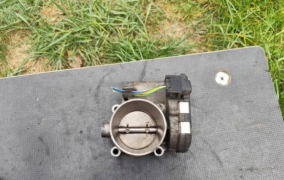 Alfa Romeo 147 Throttle body valve 0280750073 68306