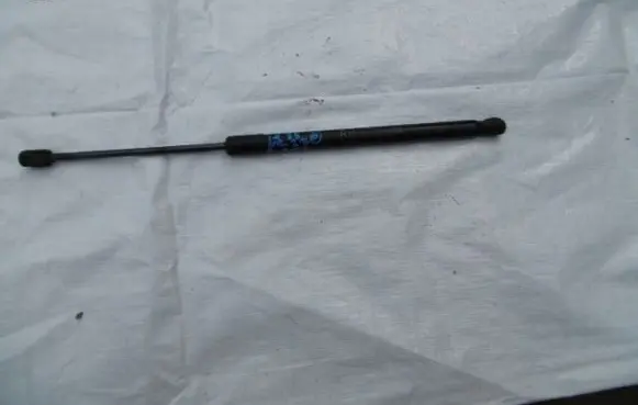 Hyundai ix35 Tailgate/trunk strut/damper 817802Y000