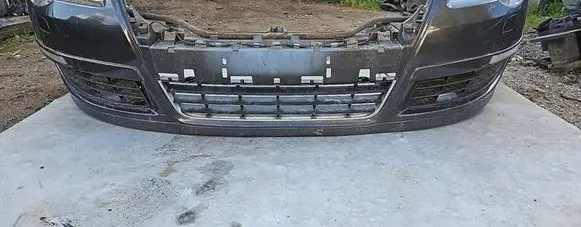 Volkswagen PASSAT B6 Front bumper