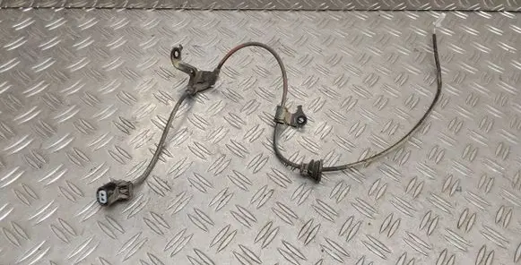 Toyota Yaris Rear ABS sensor wiring 