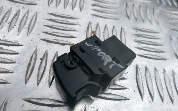 KIA Sportage Quarter vent window switch 