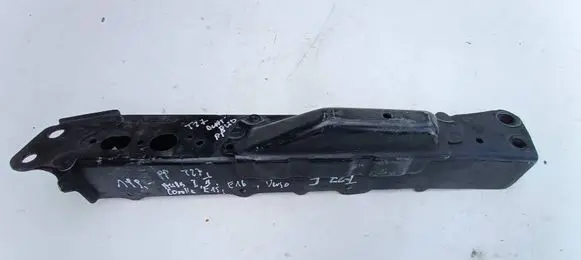 Toyota Auris E180 Fender mounting bracket 66478K118