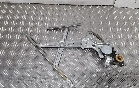 Toyota Corolla Verso E121 Rear door window regulator with motor 997250102 698100F010