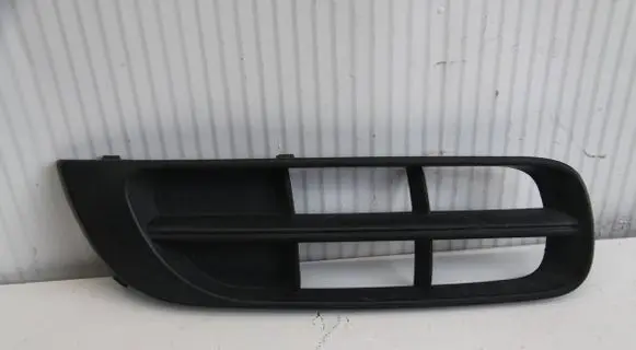 Skoda Fabia Mk2 (5J) Front bumper lower grill 5J0807368 0010112703660