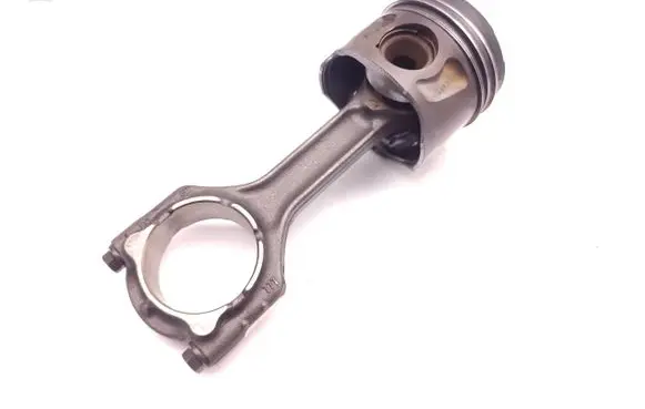 Opel Insignia A Piston with connecting rod A20DTH