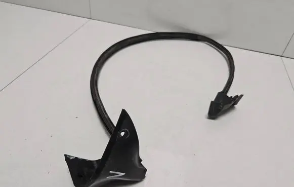 BMW Z3 E36 Rubber seal front coupe door 8397635