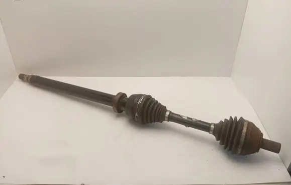 Volvo V70 Front driveshaft P30783202