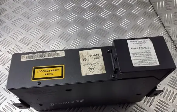Renault Scenic II - Grand scenic II CD/DVD changer 8200002589