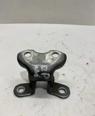 Toyota RAV 4 (XA50) Front door lower hinge 