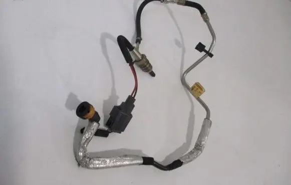 Ford Galaxy AdBlue injector E1G3-9K334-BE