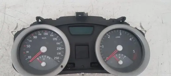 Renault Megane II Speedometer (instrument cluster) 8200399700