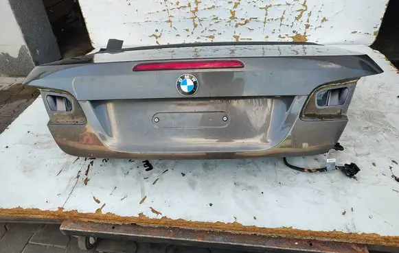 BMW 3 E92 E93 Truck tailgate