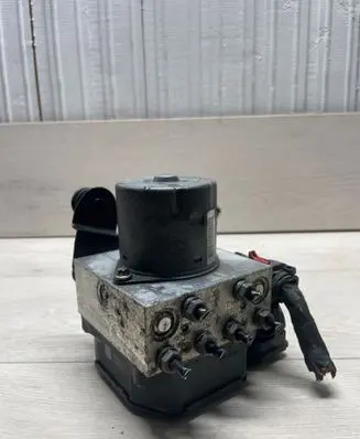Volkswagen PASSAT B7 ABS Pump 3AA614109M 54085806B 17654032