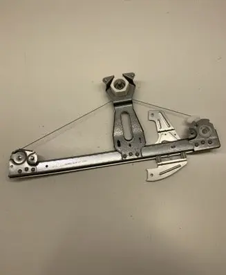 Toyota Aygo AB10 Front window lifting mechanism without motor 698200H010