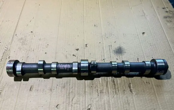 Chrysler Voyager Camshaft 
