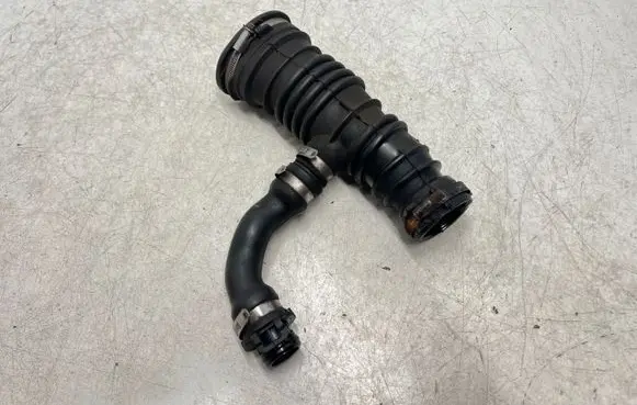 Ford Focus Air intake hose/pipe