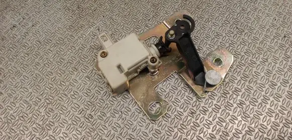 Volkswagen Touareg I Tailgate boot lock/latch motor 7L6827425