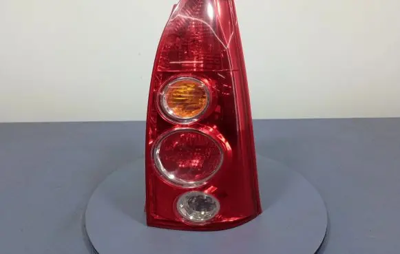 Mazda Premacy Rear/tail lights 220-61961