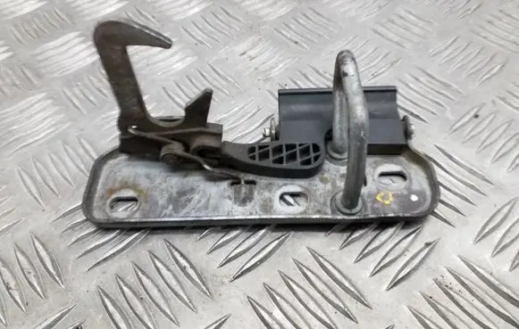 Volkswagen Golf VI Engine bonnet/hood lock/latch loop/hook 1Q0823480