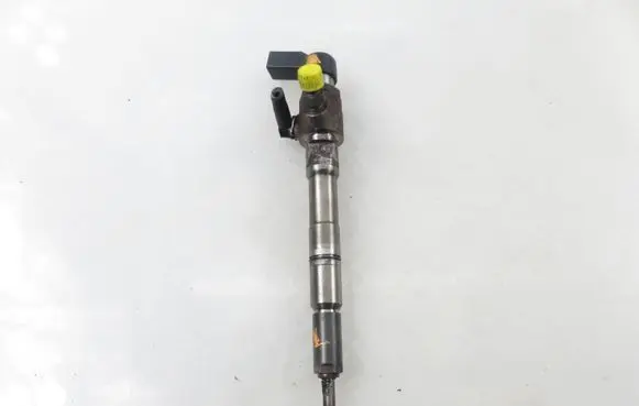 Seat Ibiza IV (6J,6P) Fuel injector 03L130277B
