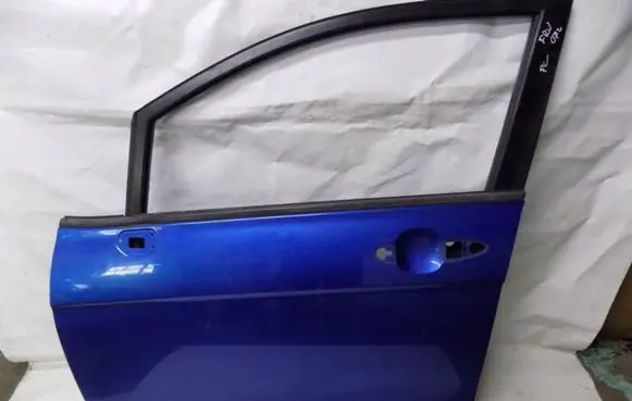 Honda FR-V Front door FRVB520P