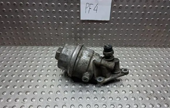 Mini One - Cooper R50 - 53 Oil filter mounting bracket S27725873 04777668AA