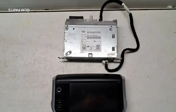 Peugeot 2008 I Radio/CD/DVD/GPS head unit 9805301780 9811066480