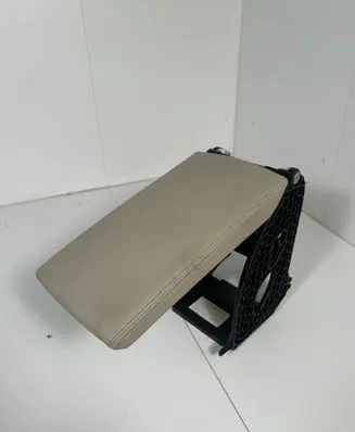 Skoda Superb B8 (3V) Armrest 3V0864207