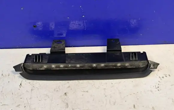 Volvo V50 Third/center stoplight 8620290