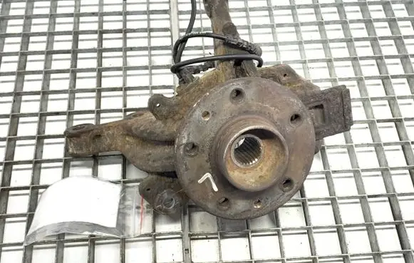 Renault Scenic III - Grand scenic III Front wheel hub spindle knuckle