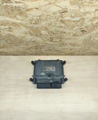Mercedes-Benz ML W164 Engine control unit/module A2721535579 A0024467440 0261209119
